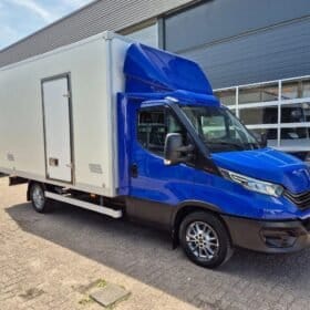 2022 Iveco Daily 35S18 3.0D Koffer/ Xenon/ Airco